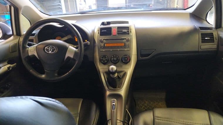 Toyota Auris, 2009 - вид 4