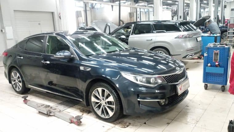 Kia Optima 2017 года, 128 850 км - вид 2