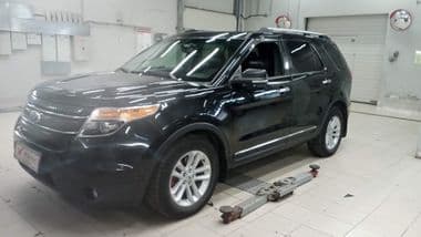 Ford Explorer 2013 года, 263 910 км - вид 2