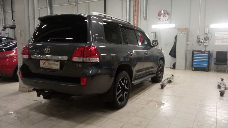 Toyota Land Cruiser, 2011 - вид 2