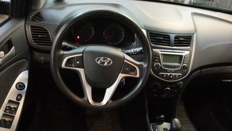 Hyundai Solaris, 2011 - вид 4