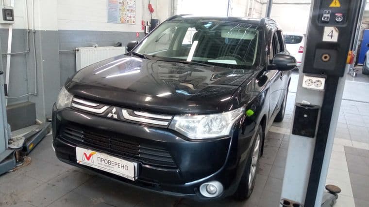 Mitsubishi Outlander, 2012