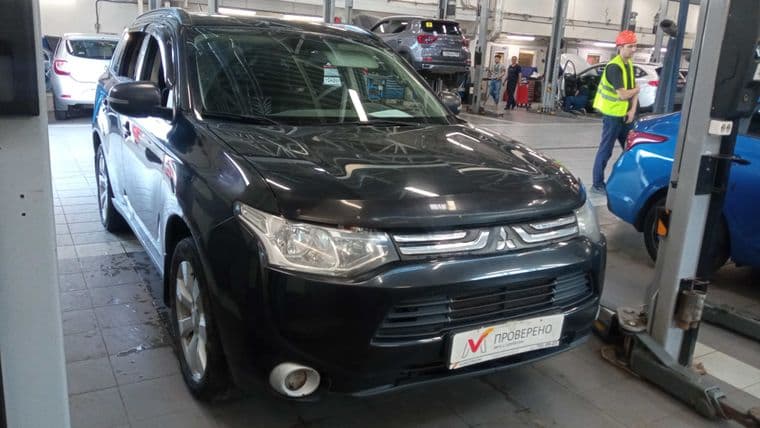 Mitsubishi Outlander, 2012 - вид 1