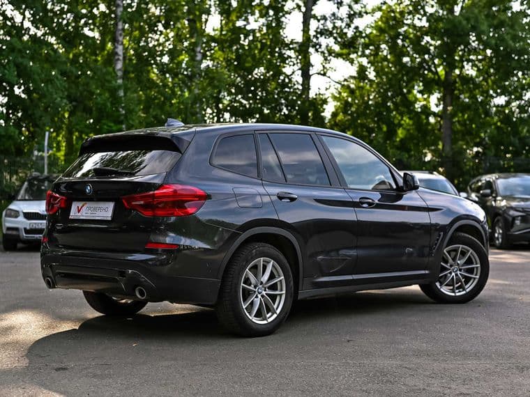 BMW X3 2018 года, 138 799 км - вид 2