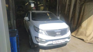 KIA Sportage 2013 года, 205 743 км - вид 2