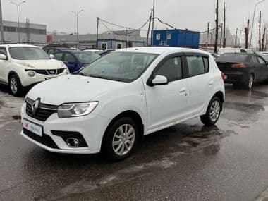 Renault Sandero 2018 года, 99 478 км - вид 1