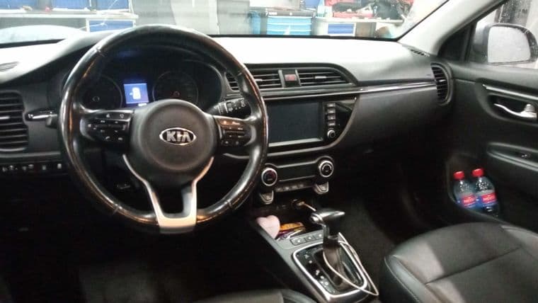 Kia Rio X-Line, 2019 - вид 4