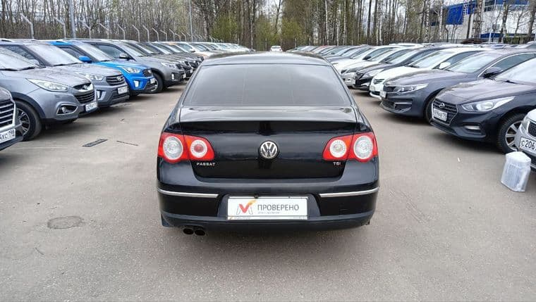 Volkswagen Passat, 2010 - вид 4