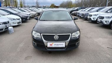 Volkswagen Passat 2010 года, 269 095 км - вид 2