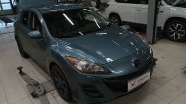 Mazda 3 2010 года, 249 880 км - вид 2