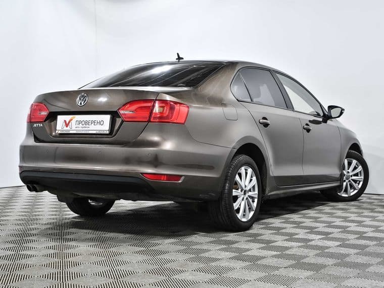 Volkswagen Jetta, 2011 - вид 4