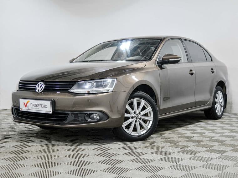 Volkswagen Jetta 2011 года, 135 950 км - вид 1