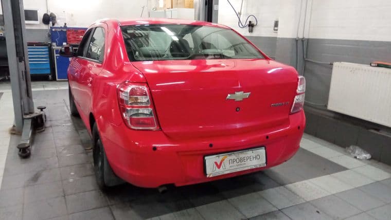 Chevrolet Cobalt, 2013 - вид 3