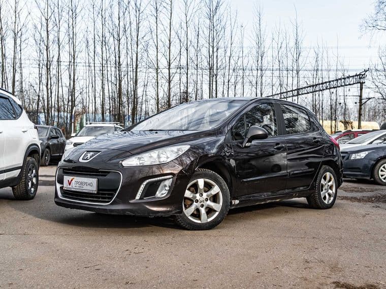 Peugeot 308 2011 года, 196 273 км - вид 1
