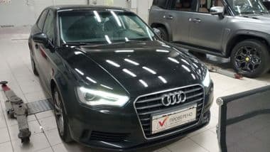 Audi A3 2015 года, 190 000 км - вид 2