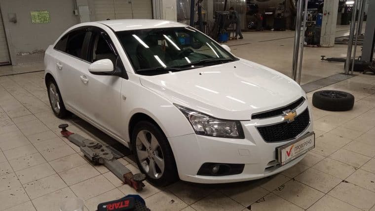 Chevrolet Cruze 2011 года, 178 178 км - вид 2