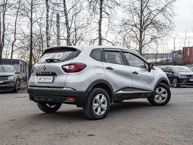 Renault Kaptur 2018 года, 104 228 км - вид 2