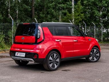 KIA Soul 2017 года, 214 616 км - вид 2