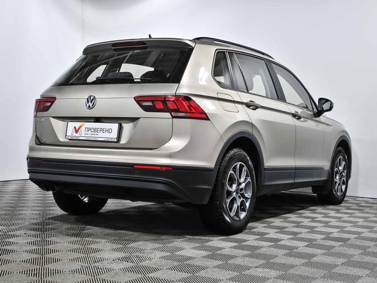 Volkswagen Tiguan, 2018 - вид 4