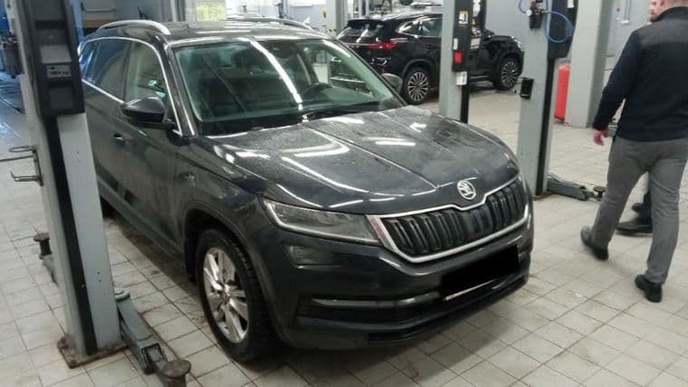 Skoda Kodiaq 2018 года, 215 000 км - вид 2