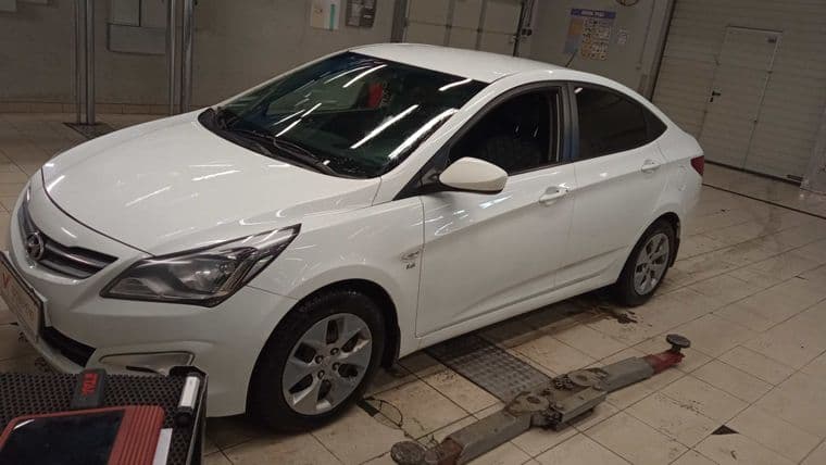 Hyundai Solaris 2015 года, 136 474 км - вид 1
