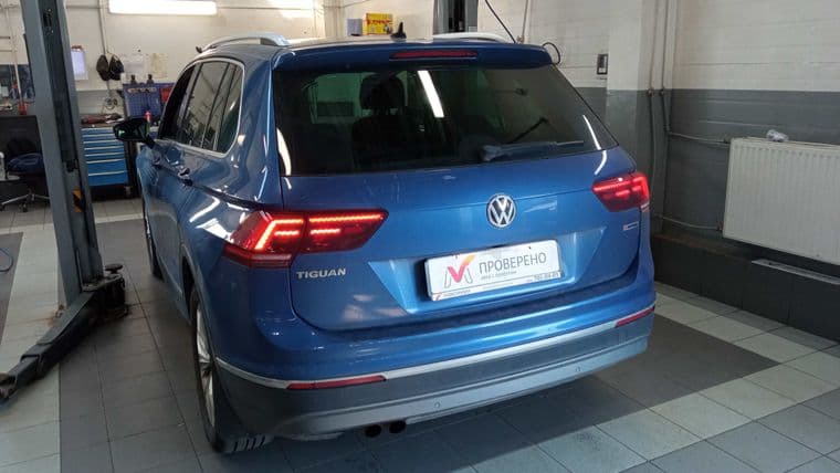 Volkswagen Tiguan, 2018 - вид 3