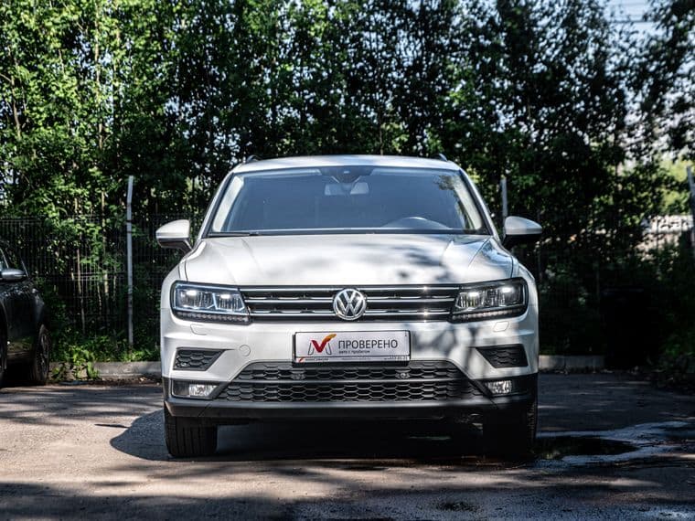 Volkswagen Tiguan, 2020 - вид 2