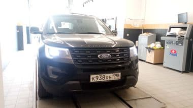 Ford Explorer 2017 года, 191 186 км - вид 2