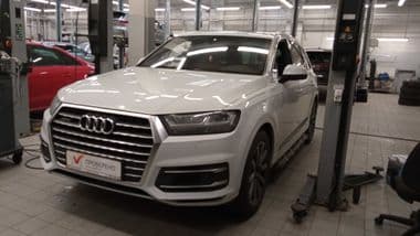 Audi Q7 2015 года, 255 143 км - вид 1