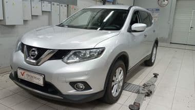 Nissan X-Trail 2017 года, 140 043 км - вид 1