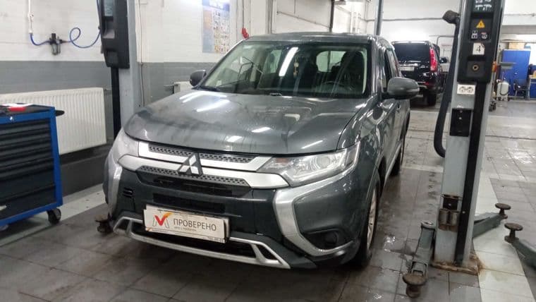 Mitsubishi Outlander, 2019