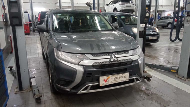 Mitsubishi Outlander, 2019 - вид 1