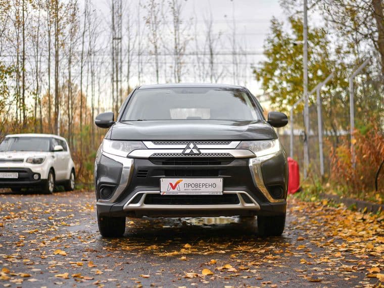 Mitsubishi Outlander, 2019 - вид 2
