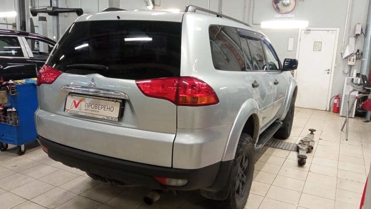Mitsubishi Pajero Sport 2011 года, 288 980 км | VIN 01168 - вид 2