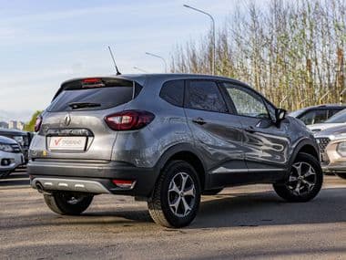 Renault Kaptur 2018 года, 195 904 км - вид 2