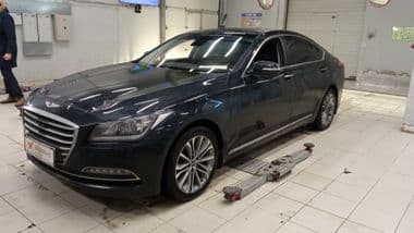Hyundai Genesis 2015 года, 252 112 км - вид 1