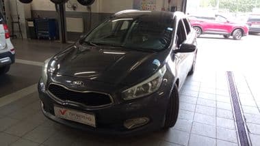 KIA Ceed 2014 года, 223 805 км - вид 1