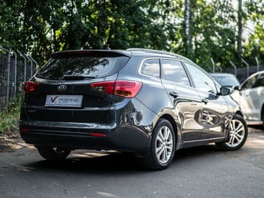 KIA Ceed 2014 года, 223 805 км - вид 2