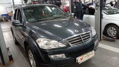 SsangYong Kyron 2014 года, 159 473 км - вид 2