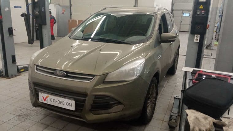Ford Kuga, 2014
