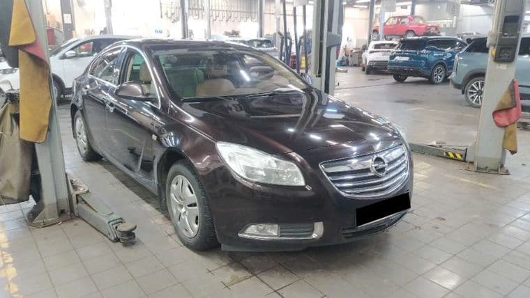 Opel Insignia 2013 года, 87 597 км - вид 2