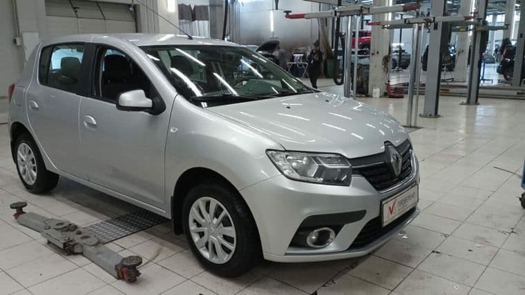 Renault Sandero 2018 года, 136 527 км - вид 2