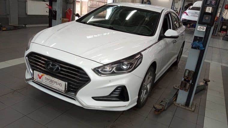 Hyundai Sonata 2019 года, 423 352 км - вид 1