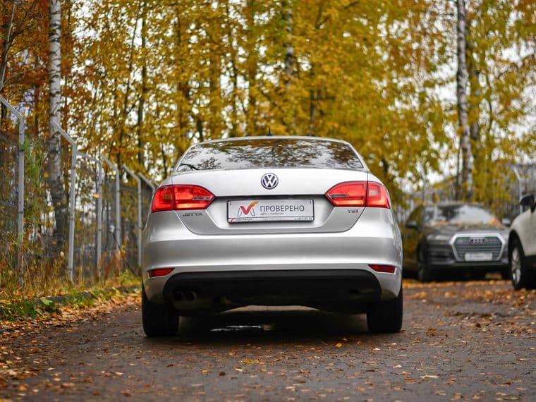 Volkswagen Jetta, 2014 - вид 3