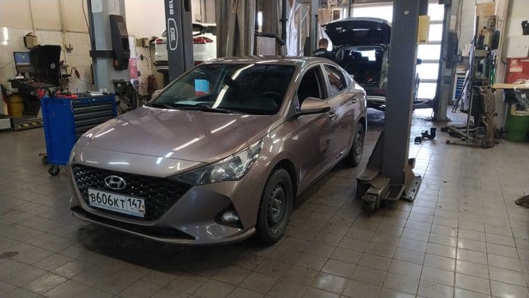 Hyundai Solaris 2021 года, 92 145 км - вид 1