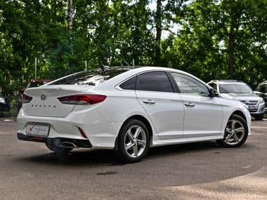 Hyundai Sonata 2019 года, 120 638 км - вид 2