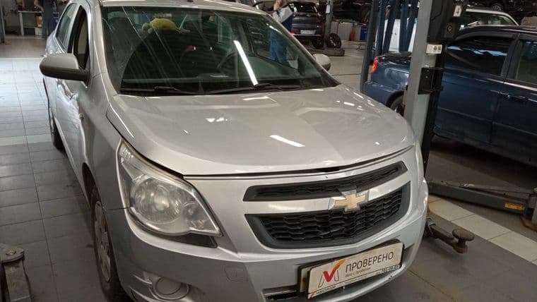 Chevrolet Cobalt 2013 года, 147 959 км - вид 2