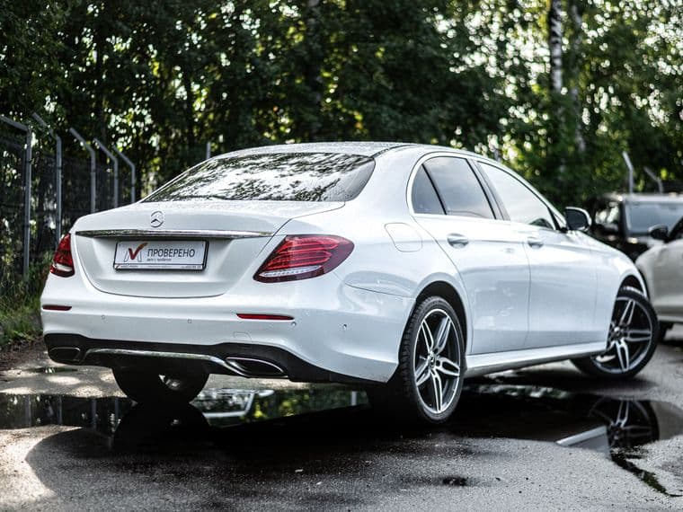 Mercedes-Benz E-класс, 2019 - вид 1