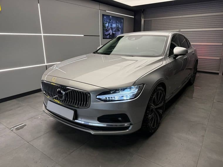 Volvo S90, 2021
