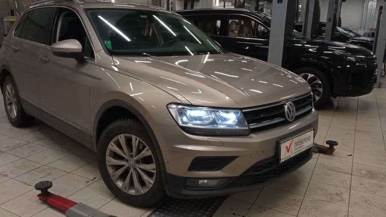 Volkswagen Tiguan, 2017 - вид 1